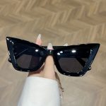 Women's Large Cat Eye Fashion Glasses - Retro Brown to Transparent Gradient, Anti-Blue Light Lenses & Durable Frames - Vintage Hollywood Glamour Glasses for Everyday, Parties, Formal Events - Elegant Women's Fashion Accessories, Cat Eyeglasses, Casual Chi