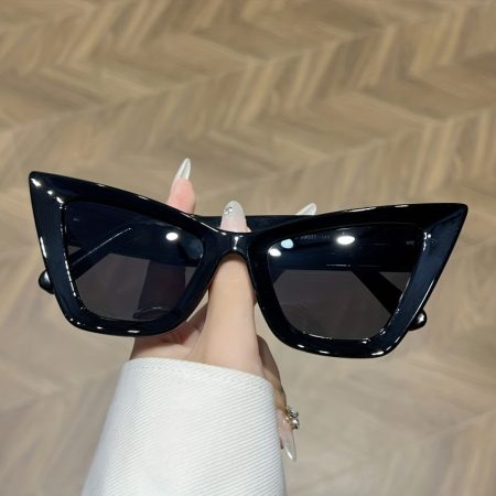Women's Large Cat Eye Fashion Glasses - Retro Brown to Transparent Gradient, Anti-Blue Light Lenses & Durable Frames - Vintage Hollywood Glamour Glasses for Everyday, Parties, Formal Events - Elegant Women's Fashion Accessories, Cat Eyeglasses, Casual Chi