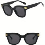 Retro Square Oversized Fashion Glasses - Metal Hinge Unisex Fashion Glasses, Stylish Black Frame & Lenses for Adventures, Vacations, Street Photography - Durable & Lightweight, Perfect Holiday Gift Idea, Novelty Glasses, Street Style Eyewear, Robust Eyewe